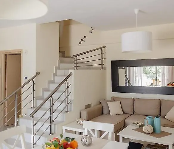 Ammos Village Maurovouni