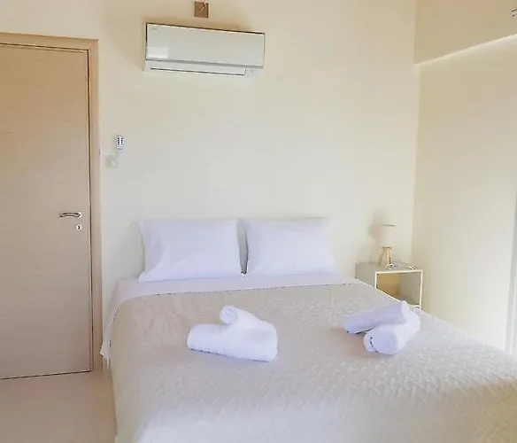 Ammos Village Maurovouni *